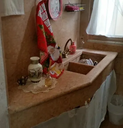 Mi Casa Es Tambien Tu Casa 2 3*